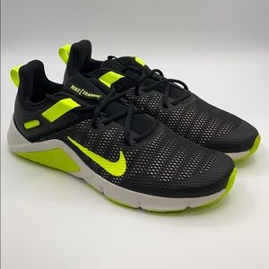 nike tredsafe shoes